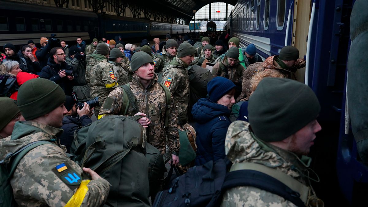 В Раді зареєстрували новий закопроєкт про мобілізацію: ухилянтам таки блокуватимуть рахунки