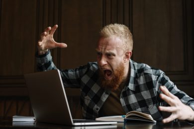 Розробники зляться, що JetBrains видаляє погані відгуки про AI Assistant