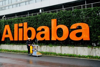Alibaba представила сімейство моделей Qwen3. Вони ефективніше працюють з кодом, ніж DeepSeek