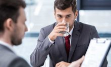 Дослідження виявило, хто найчастіше бреше в резюме