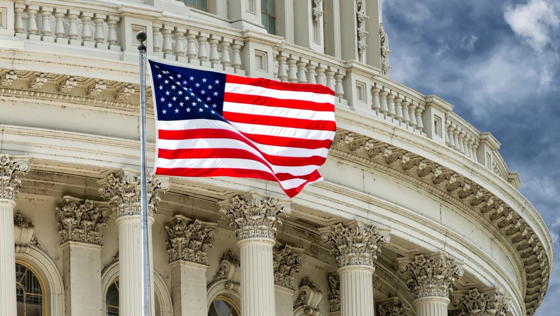 У США можуть ухвалити закон про податок з іноземного аутсорсингу. Чим це загрожує українським IT-фахівцям?