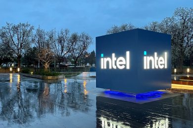 «Перед звільненням скопіював 18000 файлів»: Intel вимагає $250 тисяч у свого колишнього програміста
