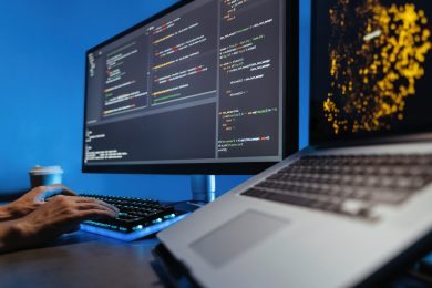 Навіть просте автодоповнення коду за допомогою ШІ економить розробникам 3,8 годин на тиждень — дослідження