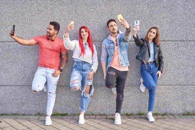 Google і Microsoft шукають інфлюенсерів для реклами штучного інтелекту. Платять добре