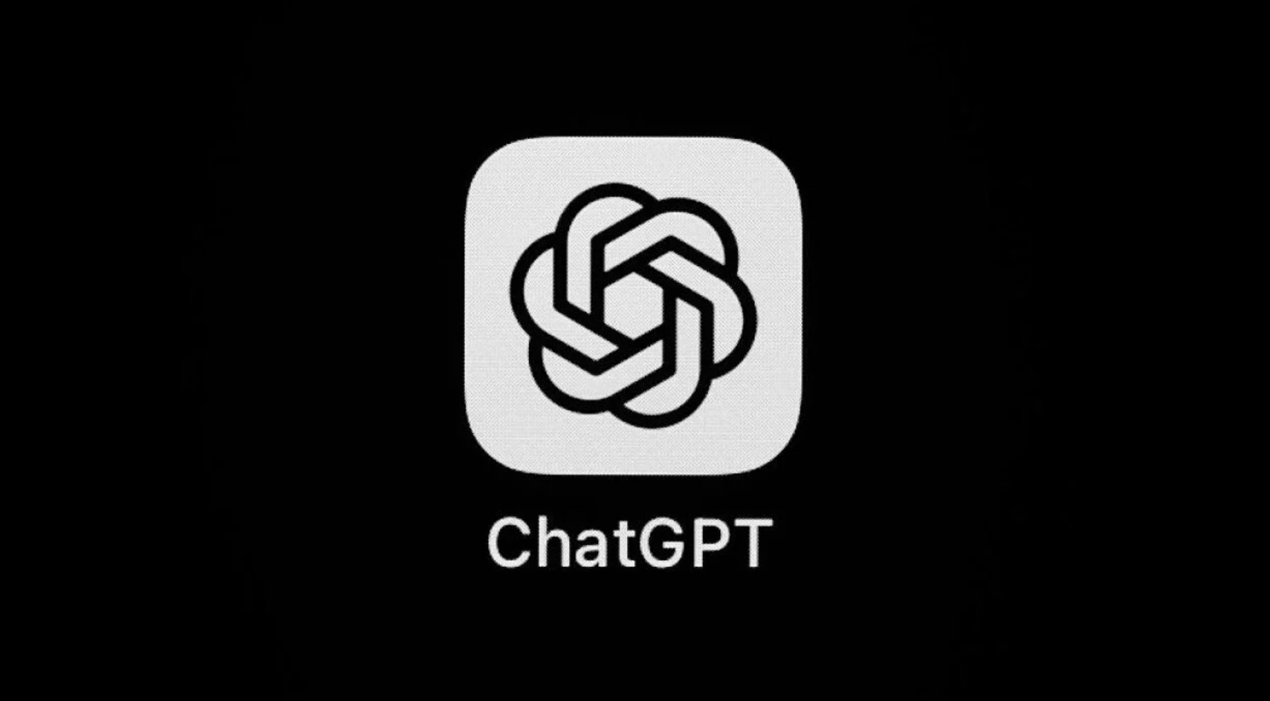 OpenAI запускає в ChatGPT бібліотеку для зберігання особистих файлів