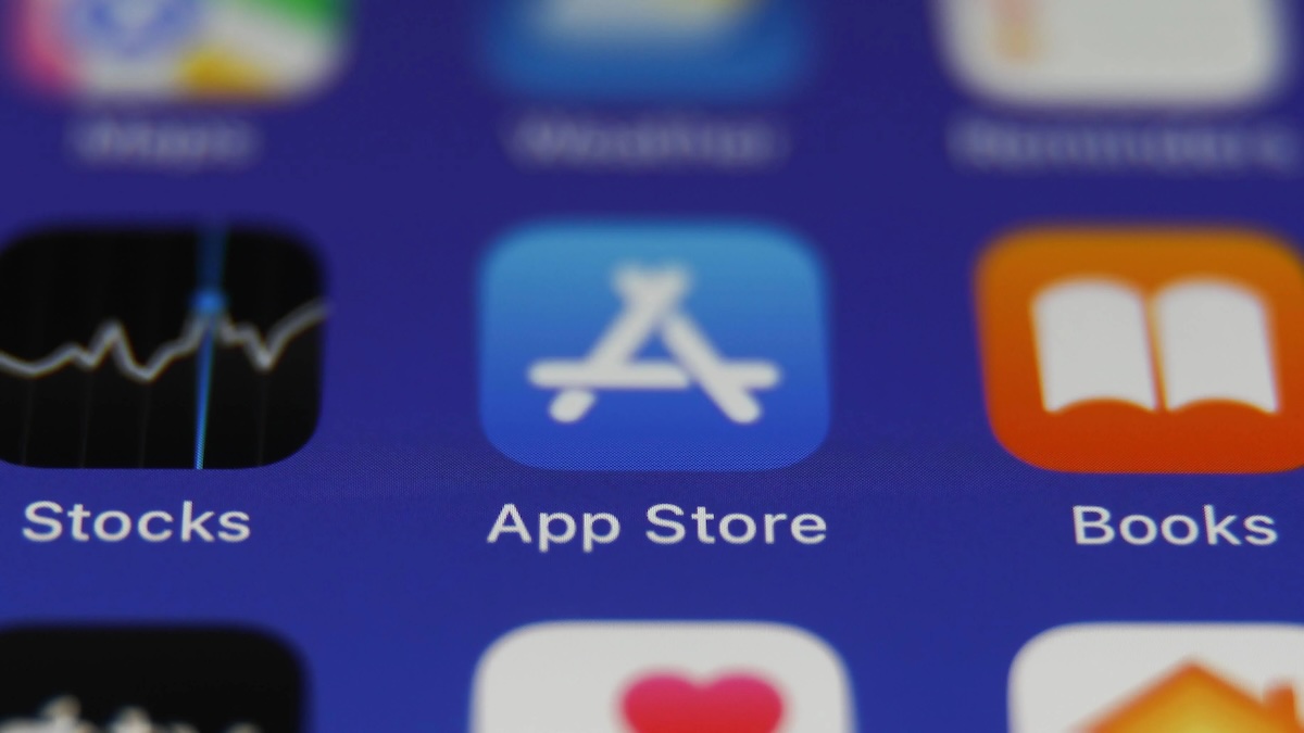 Ефект вайб-кодингу: кількість заявок в App Store зросла на рекордні 84%