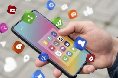 Модератори не справляються. Кількість заявок на публікацію програм в App Store і Google Play різко зросла