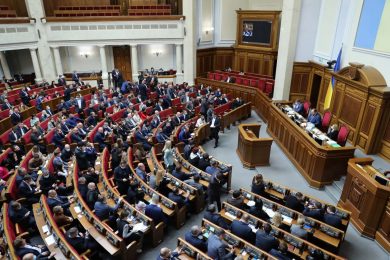 Рада ухвалила Закон про оподаткування доходів з цифрових платформ: що це означає для українців