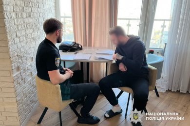 Кіберполіція затримала банду криптошахраїв: викрадали активи через фейкові біржі та обмінники